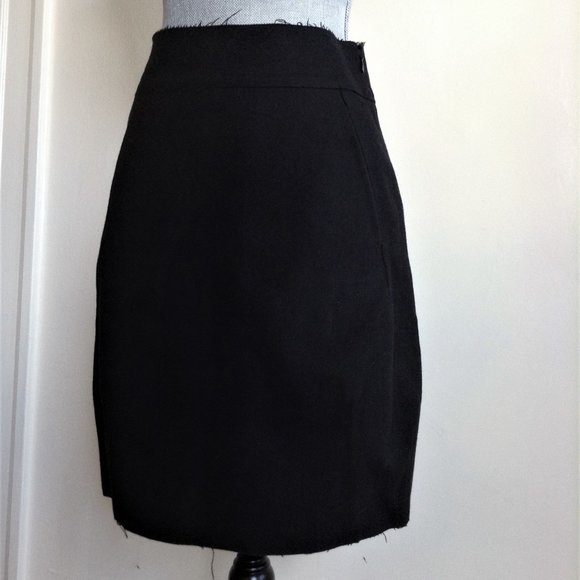 Marni Black wool miniskirt Raw hems Tulip 4